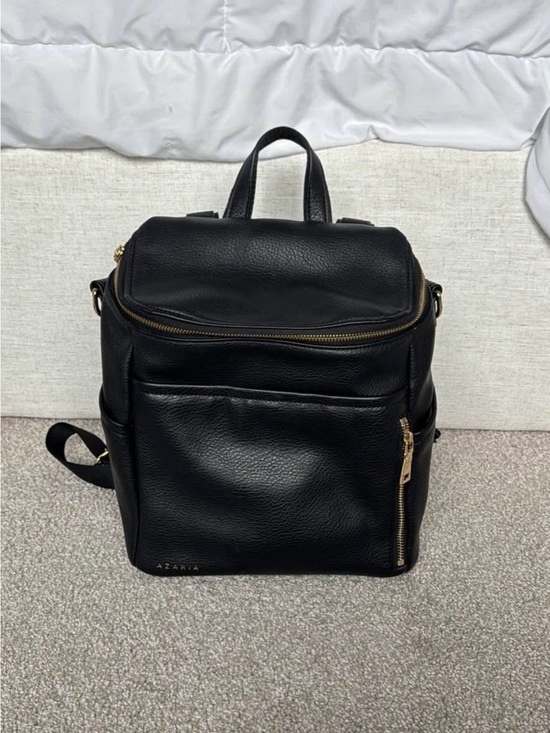 Azaria La Mère Vegan Leather Backpack Diaper bag Petite main image 4